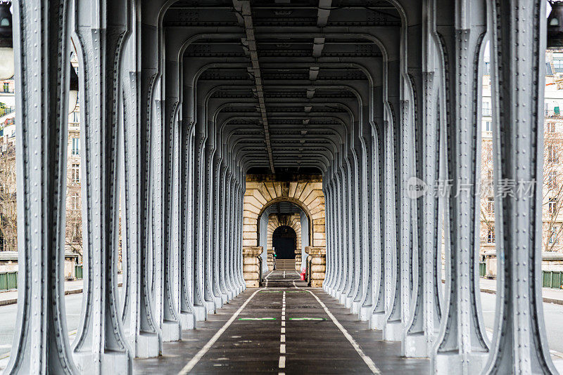 哈基姆桥 - 巴黎